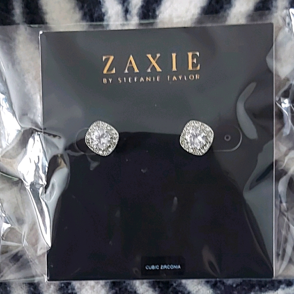 Zaxie by Stephanie Taylor Earrings